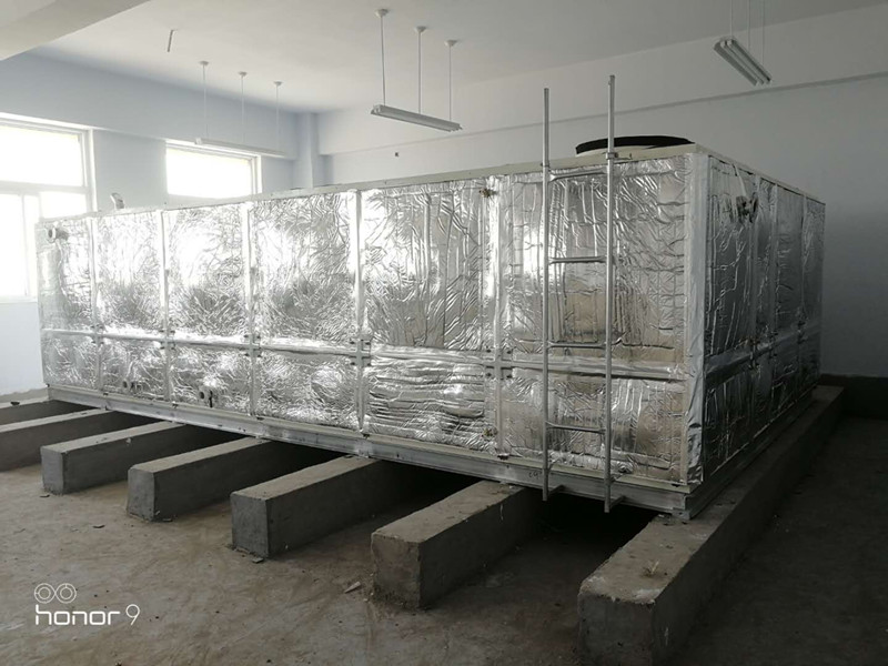 信阳乡31.5立方玻璃钢橡塑保温水箱